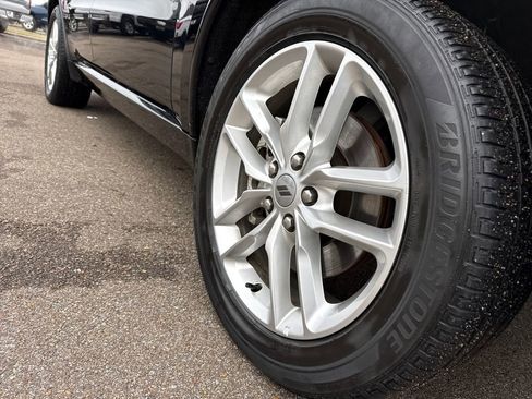 Used 2024 Dodge Durango GT image 41