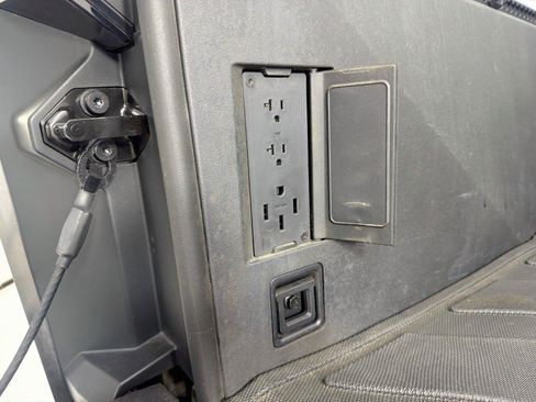 Used 2024 Tesla Cybertruck AWD Crew Cab image 22