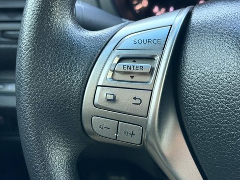 Used 2013 Nissan Altima 2.5 S FWD image 28