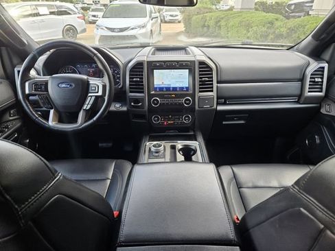 Used 2021 Ford Expedition XLT image 8