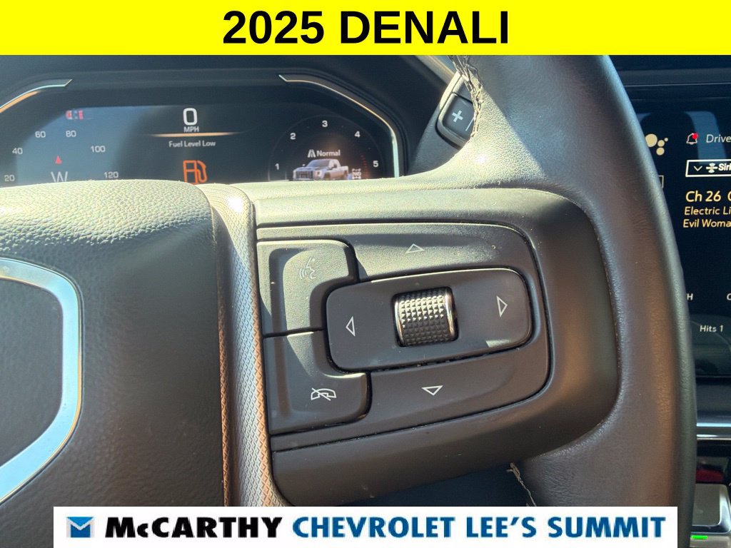 Used 2025 GMC Sierra 3500 Denali AWD/4WD image 23