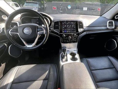 Used 2021 Jeep Grand Cherokee Summit AWD/4WD image 16