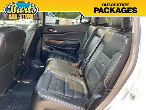 Used 2019 GMC Acadia Denali w/ Technology Package AWD/4WD image 22