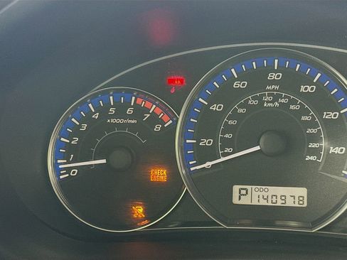 Used 2010 Subaru Forester 2.5X Premium image 14