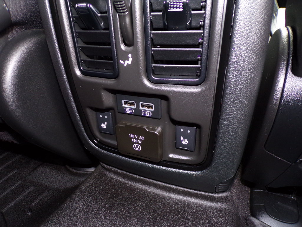 Used 2022 Dodge Durango GT AWD/4WD image 11