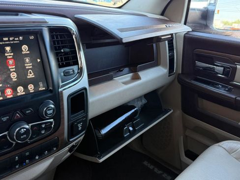 Used 2017 RAM 1500 Laramie AWD/4WD image 55