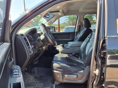 Used 2019 RAM 1500 Express w/ Wheel & Sound Group AWD/4WD image 19