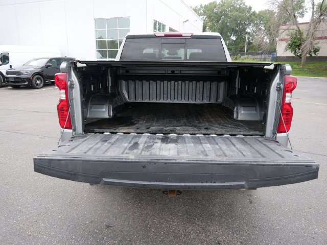 Used 2023 Chevrolet Silverado 1500 LT w/ Z71 Off-Road Package AWD/4WD image 12