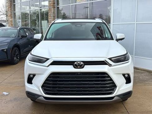 New 2026 Toyota Grand Highlander Platinum image 7