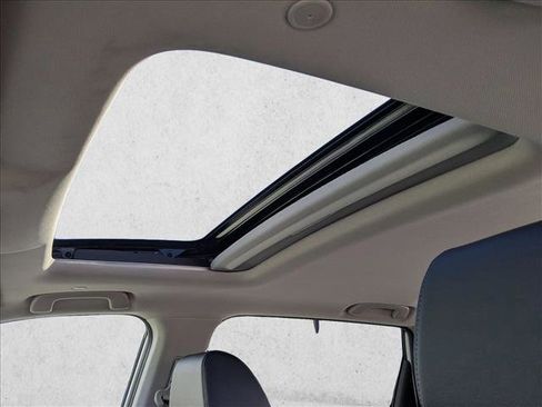 Used 2024 Honda CR-V EX-L image 15