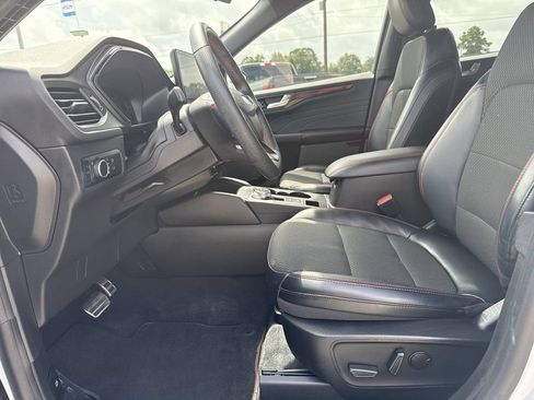 Used 2023 Ford Escape ST-Line w/ Tech Pack #1 FWD image 11