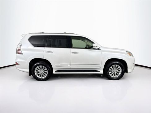 Used 2014 Lexus GX 460 w/ Premium Package AWD/4WD image 11