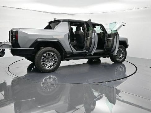 New 2025 GMC Hummer EV 3X image 47