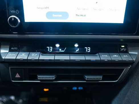 Used 2025 Toyota Camry LE image 21