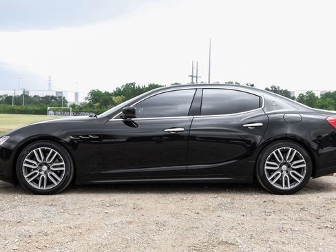 Used 2015 Maserati Ghibli S Q4 AWD/4WD image 13