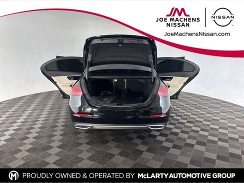 Used 2023 Mercedes-Benz C 300 4MATIC Sedan image 15