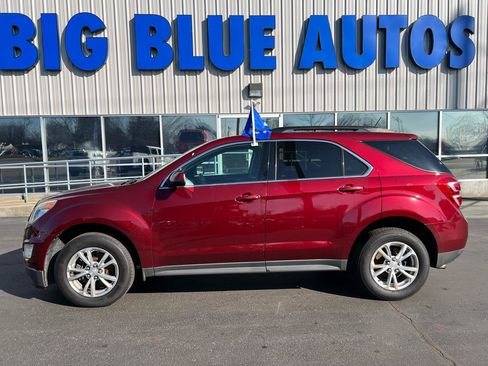 Used 2017 Chevrolet Equinox LT w/ Convenience Package FWD image 2