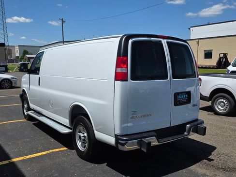 Used 2025 GMC Savana 2500 RWD image 7