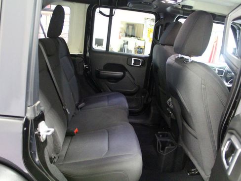 Used 2021 Jeep Wrangler Unlimited Sport AWD/4WD image 22