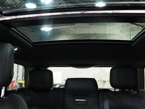 Used 2022 Land Rover Range Rover image 39