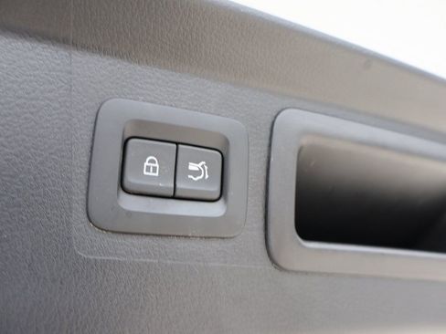 Used 2025 MAZDA CX-50 AWD 2.5 S w/ Premium Plus Pkg image 16