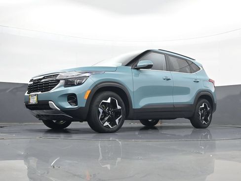 Used 2024 Kia Seltos EX AWD/4WD image 22