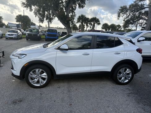 Used 2025 Buick Encore GX Preferred w/ Comfort Package FWD image 4