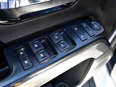 Used 2014 Chevrolet Silverado 1500 LT AWD/4WD image 17