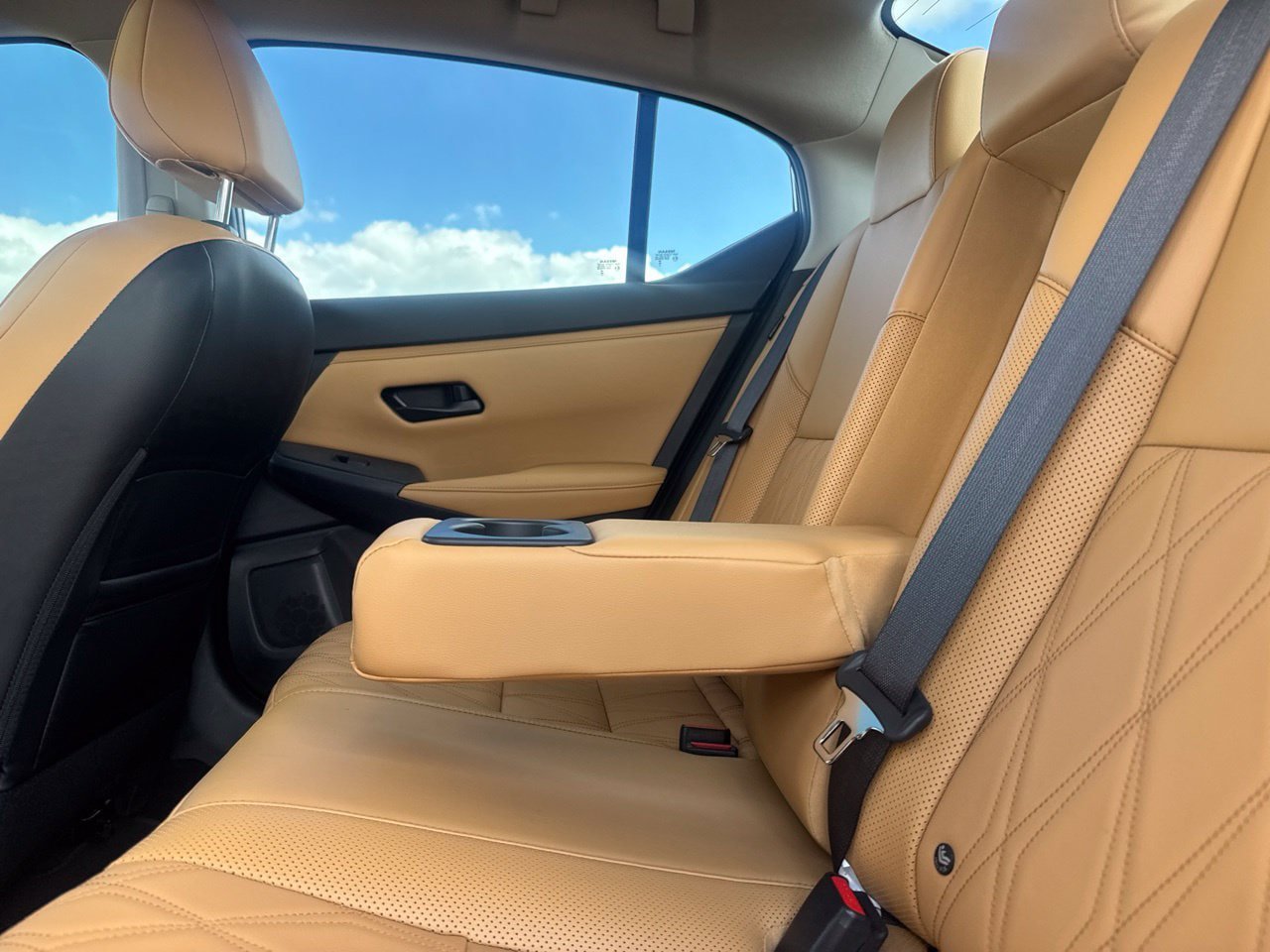 Certified 2025 Nissan Sentra SV w/ SV Premium Package FWD image 42