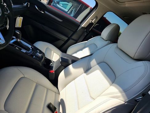 New 2025 MAZDA CX-5 AWD 2.5 S w/ Preferred Package image 12