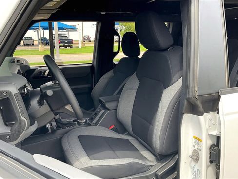 Used 2022 Ford Bronco 4-Door w/ Sasquatch Package AWD/4WD image 8