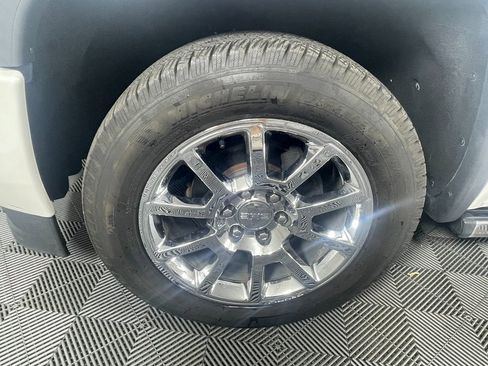 Used 2016 GMC Sierra 1500 Denali w/ Enhanced Driver Alert Package image 12