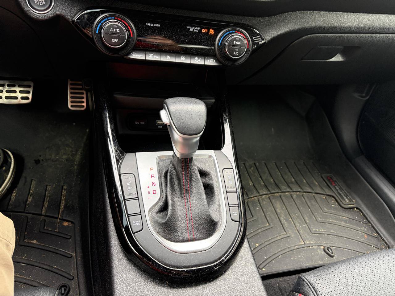 Used 2024 Kia Forte GT w/ GT2 Package FWD image 24