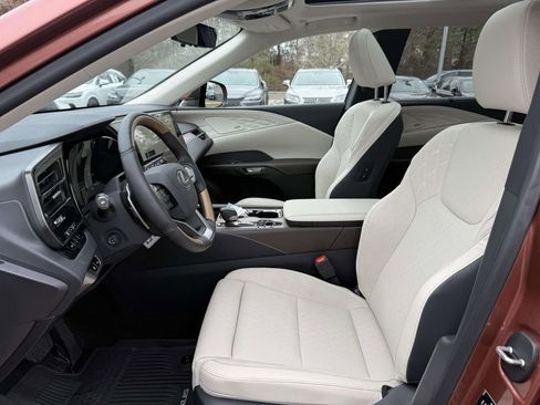 Used 2025 Lexus RX 450h Luxury w/ Convenience Package image 14