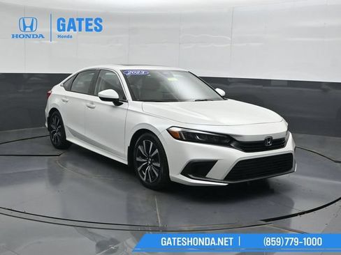 Used 2023 Honda Civic EX image 4
