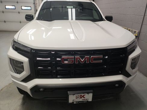 New 2026 GMC Canyon Elevation w/ Convenience Package image 6
