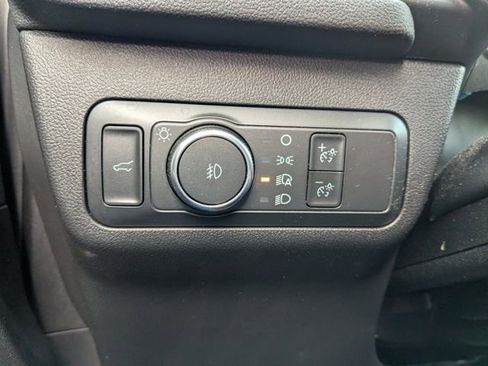 Used 2022 Ford Escape SEL image 5