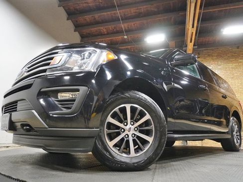 Used 2020 Ford Expedition Max XL AWD/4WD image 3