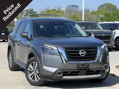 Certified 2025 Nissan Pathfinder SL