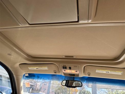 Used 2014 Chevrolet Tahoe LTZ image 12