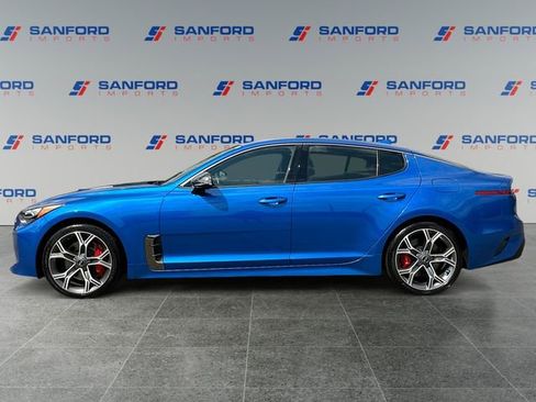Used 2020 Kia Stinger GT RWD image 2