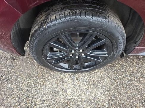 Used 2024 Ford Edge ST-Line image 26