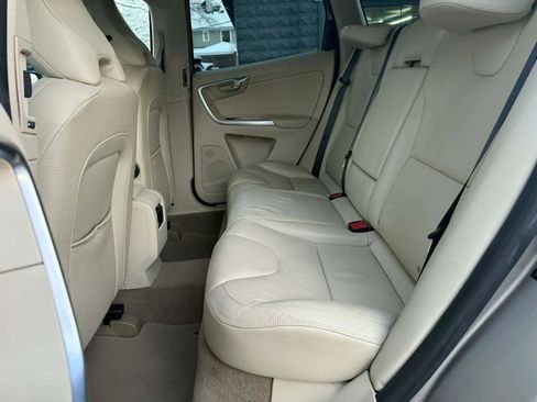Used 2014 Volvo XC60 T6 image 8