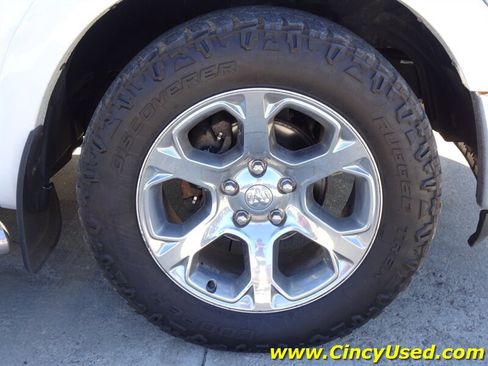 Used 2016 RAM 1500 Laramie AWD/4WD image 33