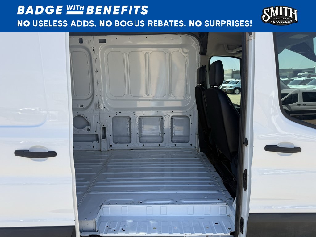 Used 2023 Ford Transit 250 Medium Roof w/ Load Area Protection Package RWD image 4