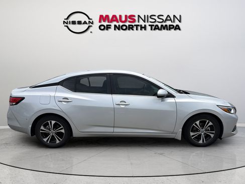 Certified 2021 Nissan Sentra SV FWD image 9