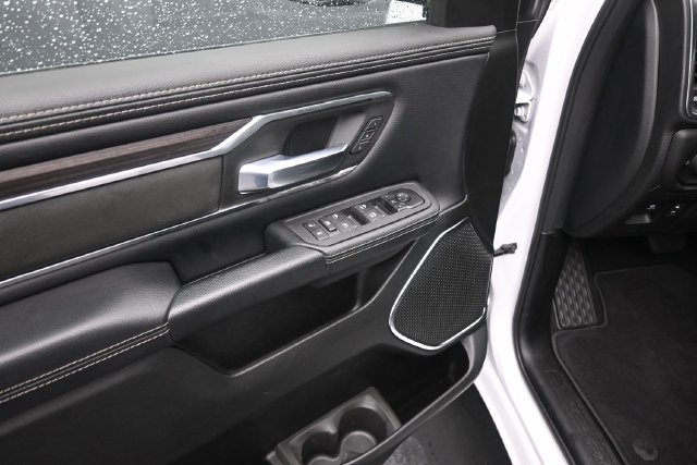 Used 2026 RAM 1500 Laramie AWD/4WD image 17