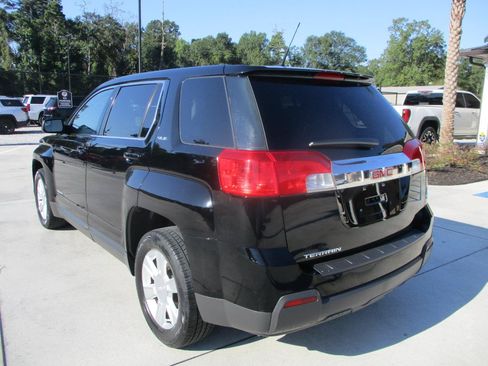 Used 2013 GMC Terrain SLE FWD image 4