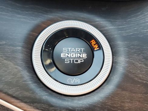 New 2025 Jeep Grand Cherokee Limited image 29