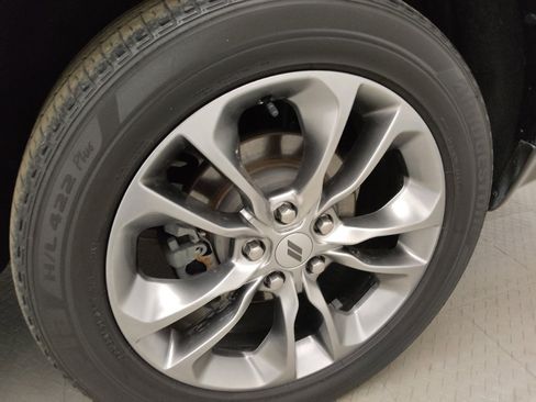 Used 2020 Dodge Durango GT image 31